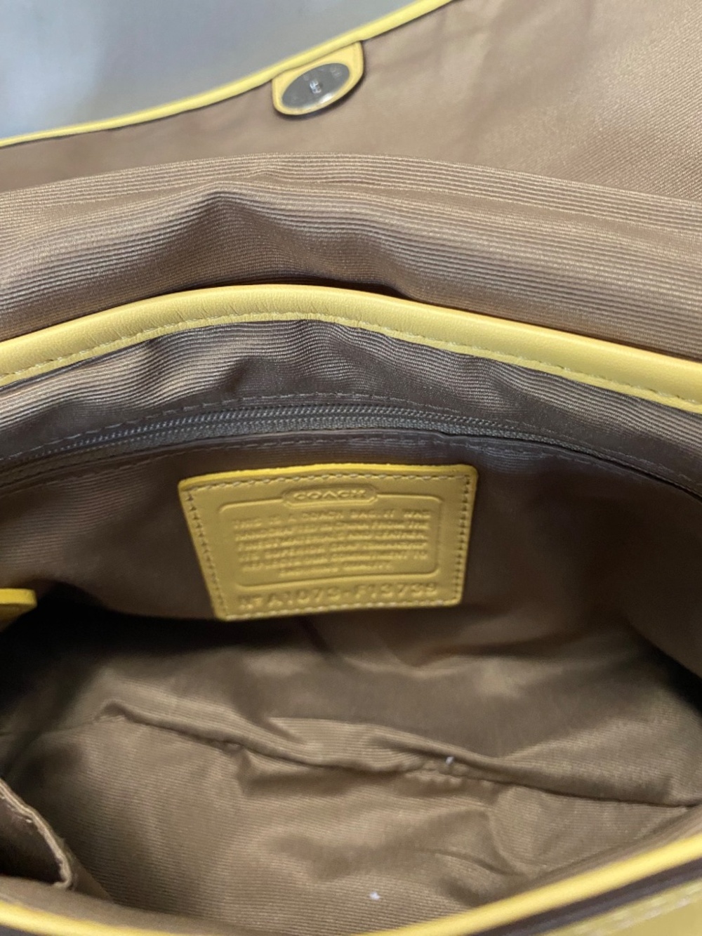 Coach Jacquard and Leather pleated soho shoulder bag - Picture 7 of 9